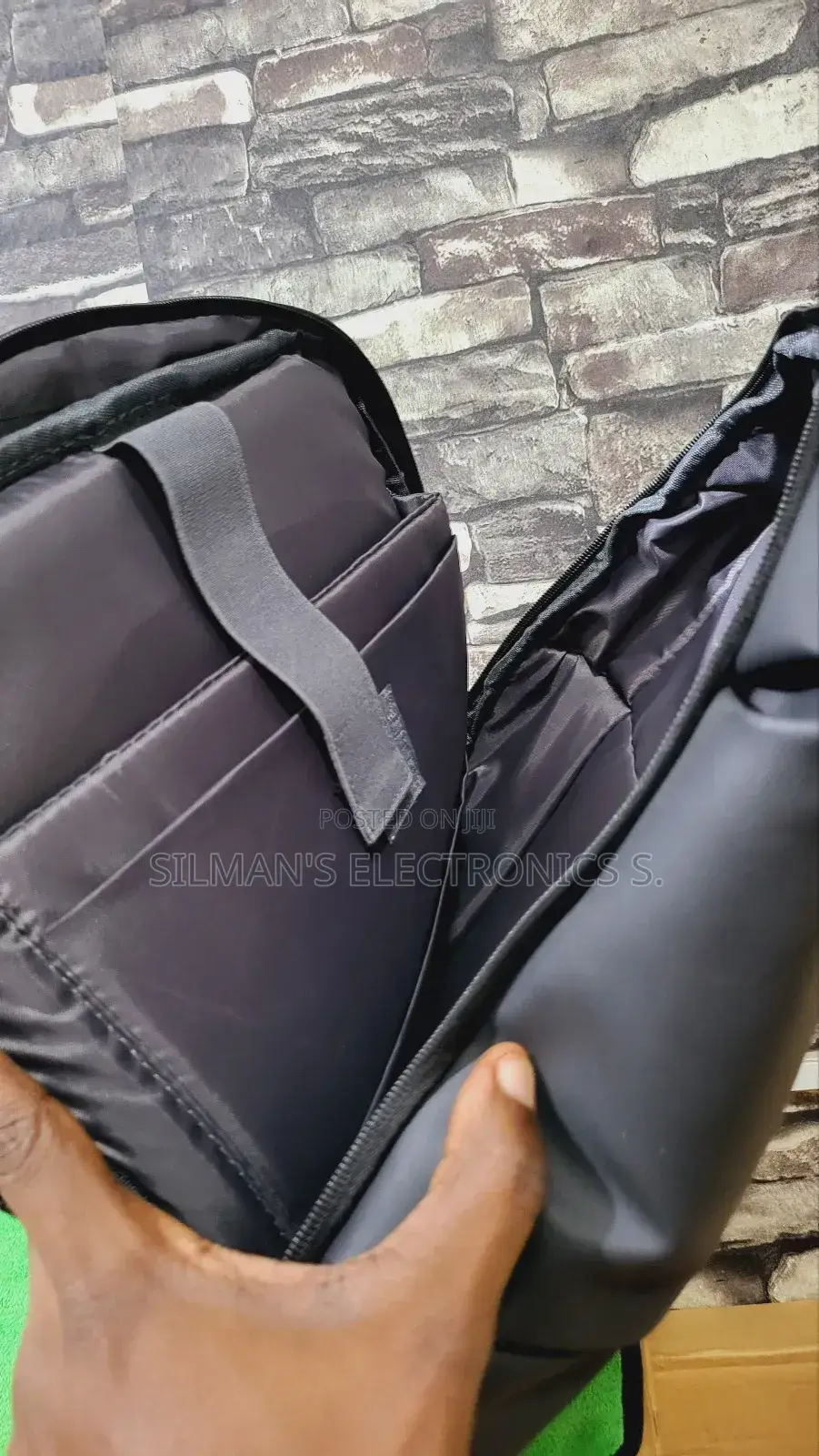 Levelo Opulence Universal Laptop Bag