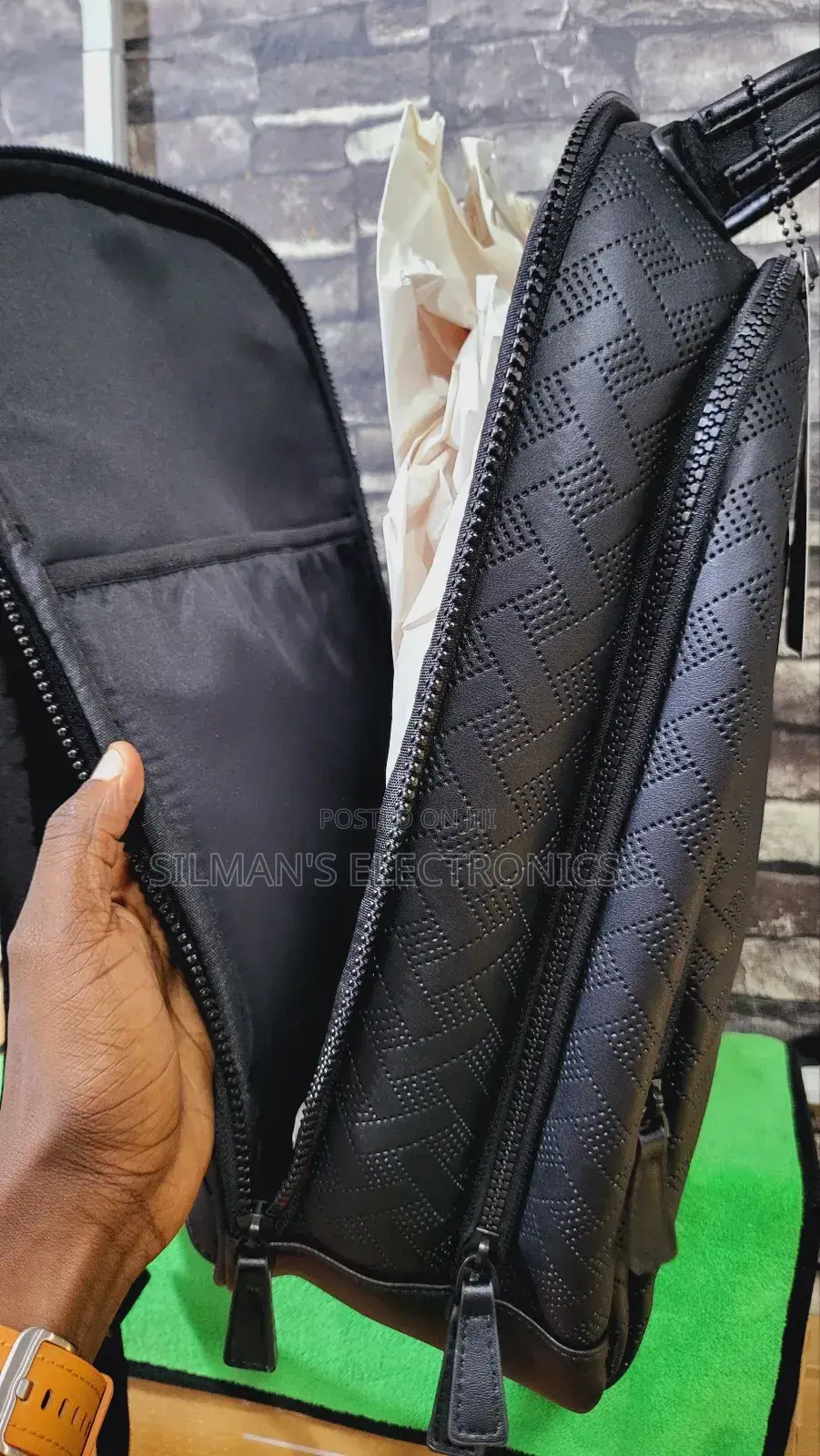 Levelo Gracia Universal Backpack