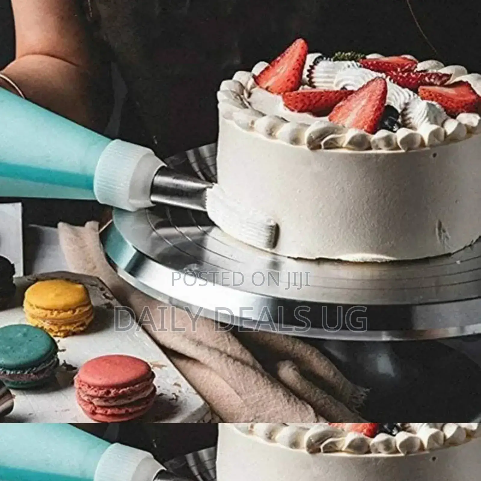 Rotating Metallic Cake Stand