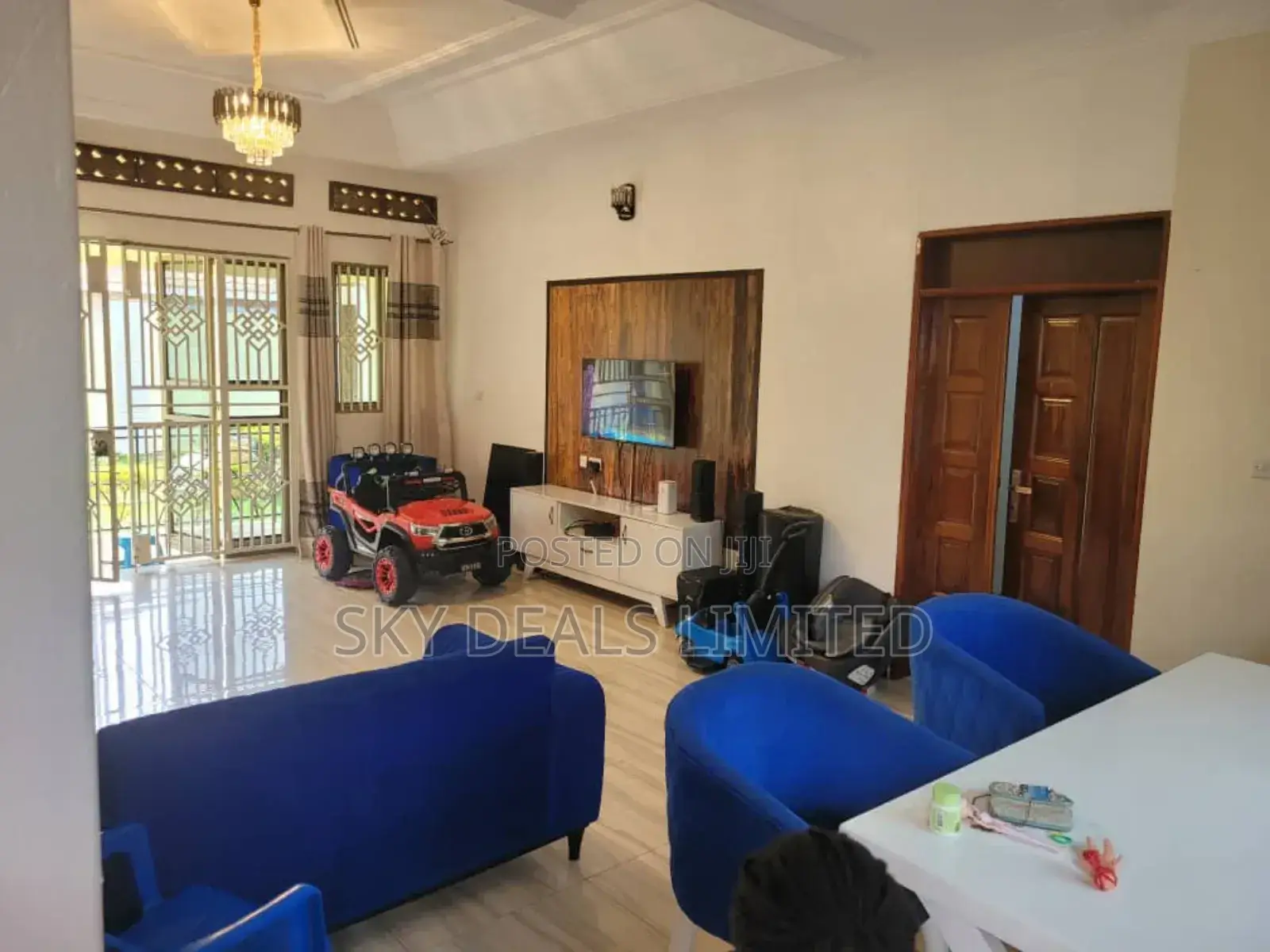 Furnished 3bdrm Bungalow in Kisaasi, Nakawa for rent