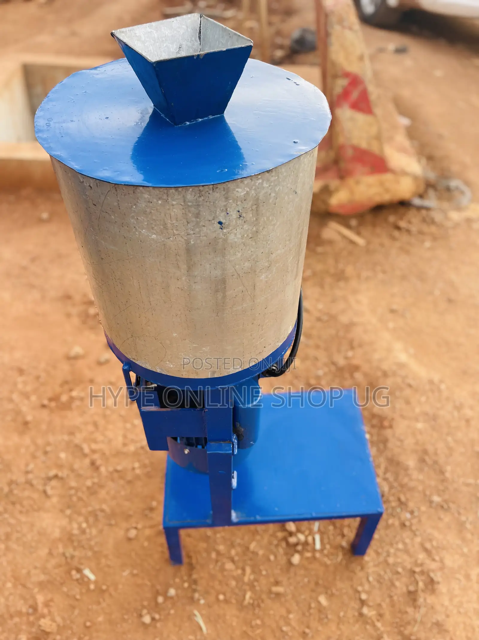 Distressed 7kgs New Gnuts Grinding Machine