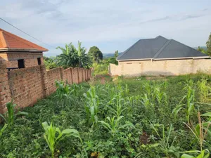 Plot for Sale in Buwaate