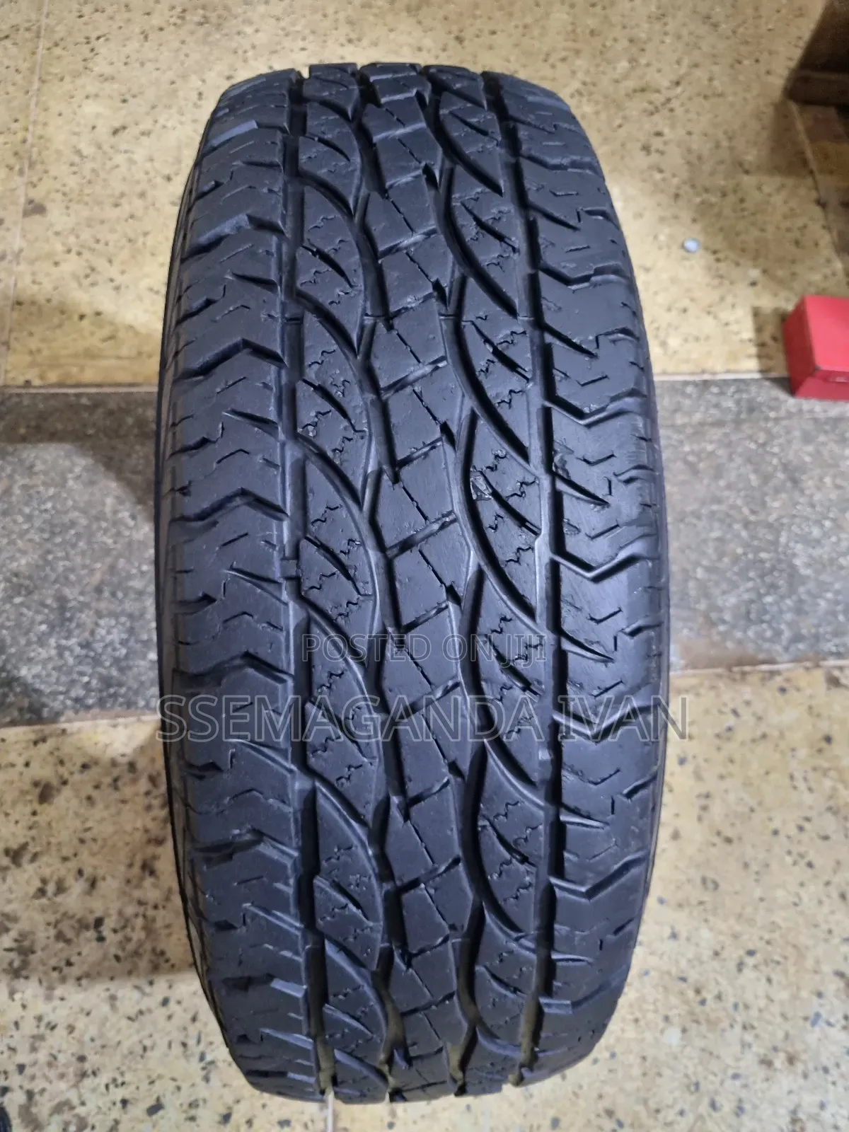 265/70r16 Original Gt 112t Savero Foreign Used Good Condition