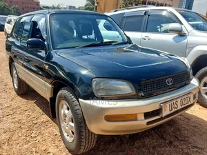 Toyota RAV4 1995 Black