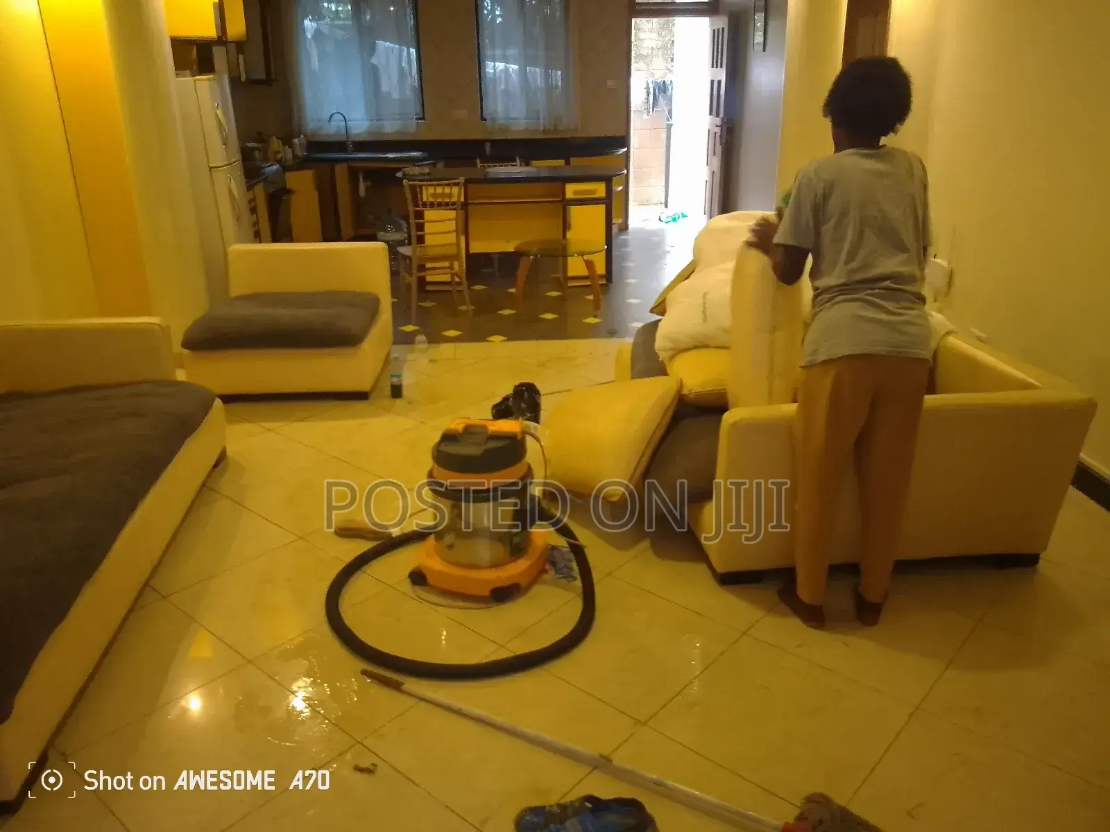 Sofa Set Cleaning Services
