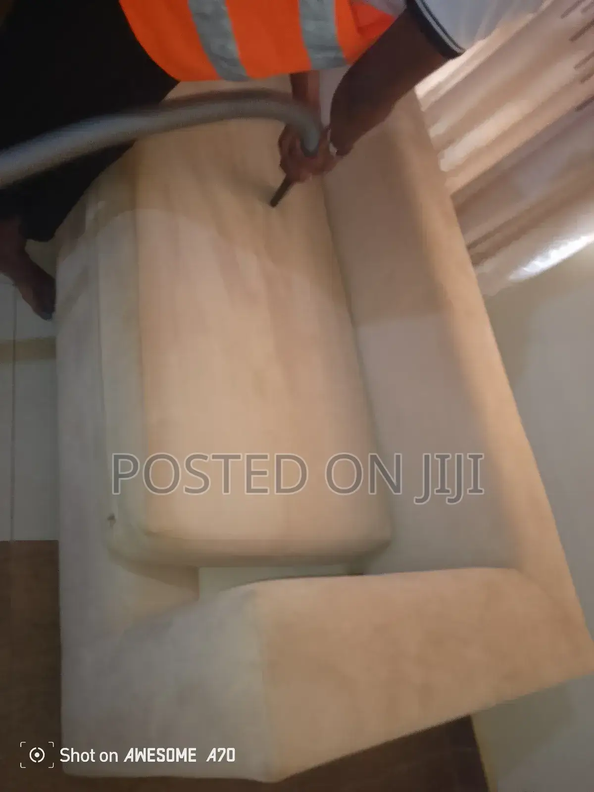 Sofa Set Cleaning Services