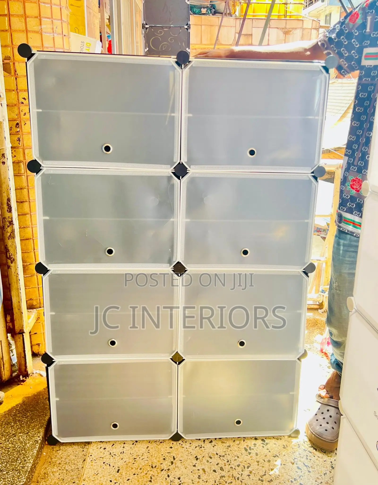 Two Column Plastic Closet
