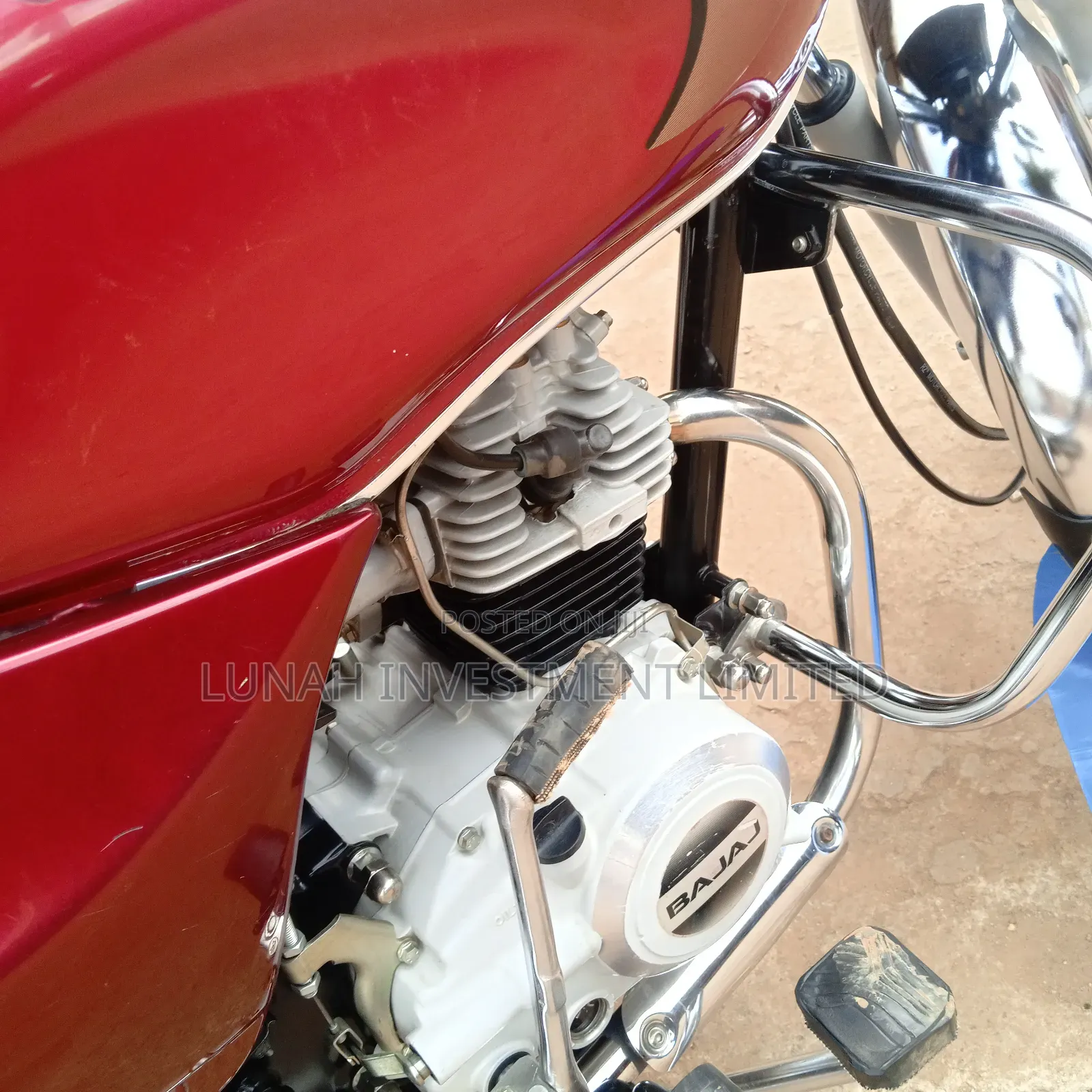 Bajaj Boxer 100 2023 Red