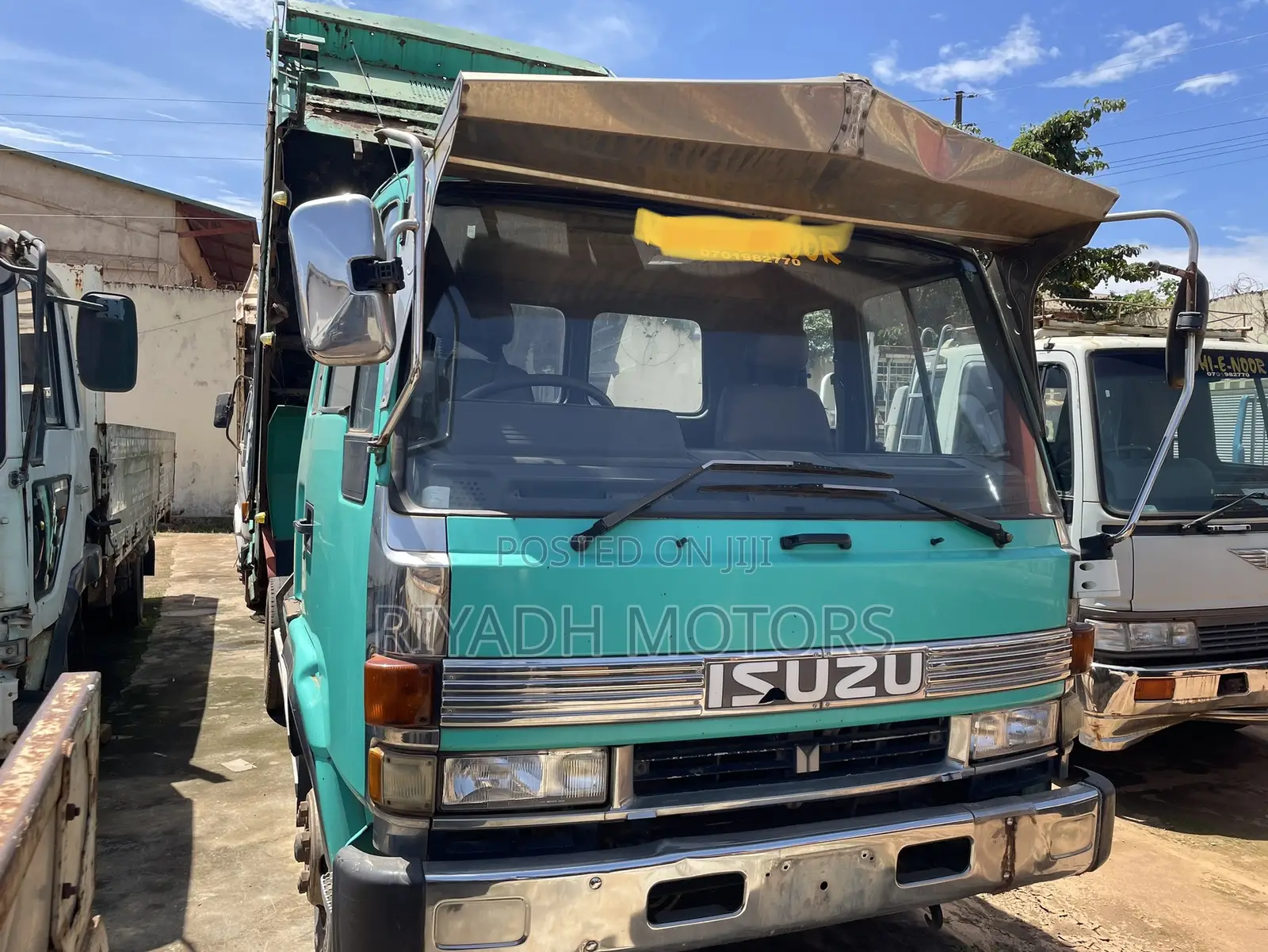 Isuzu Dumper 6HE1