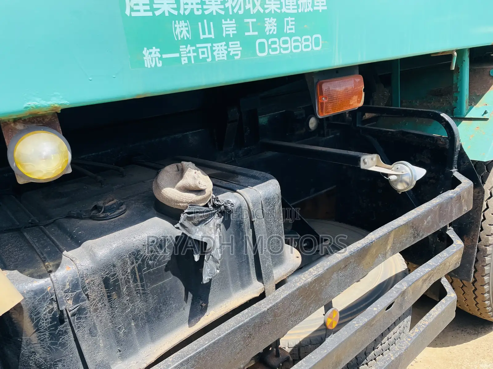 Isuzu 10PD1 Engine Long Body