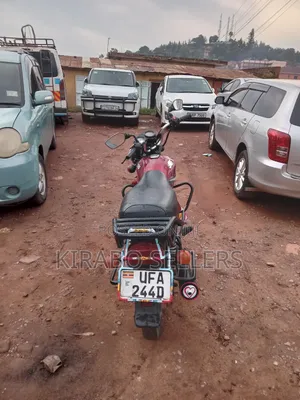TVS HLX 125 2022 Red