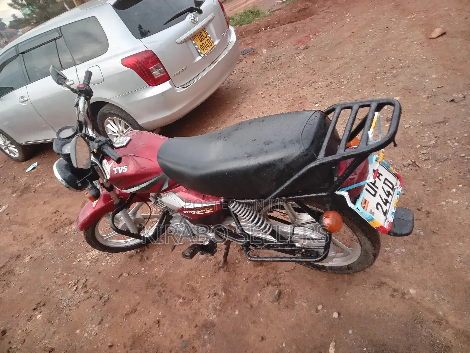 TVS HLX 125 2022 Red