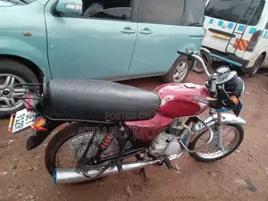 Bajaj Boxer 100 2023 Red