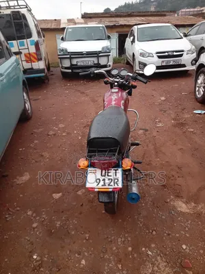 Bajaj Boxer 100 2023 Red