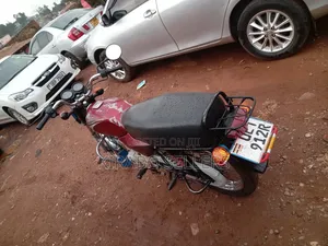 Bajaj Boxer 100 2023 Red