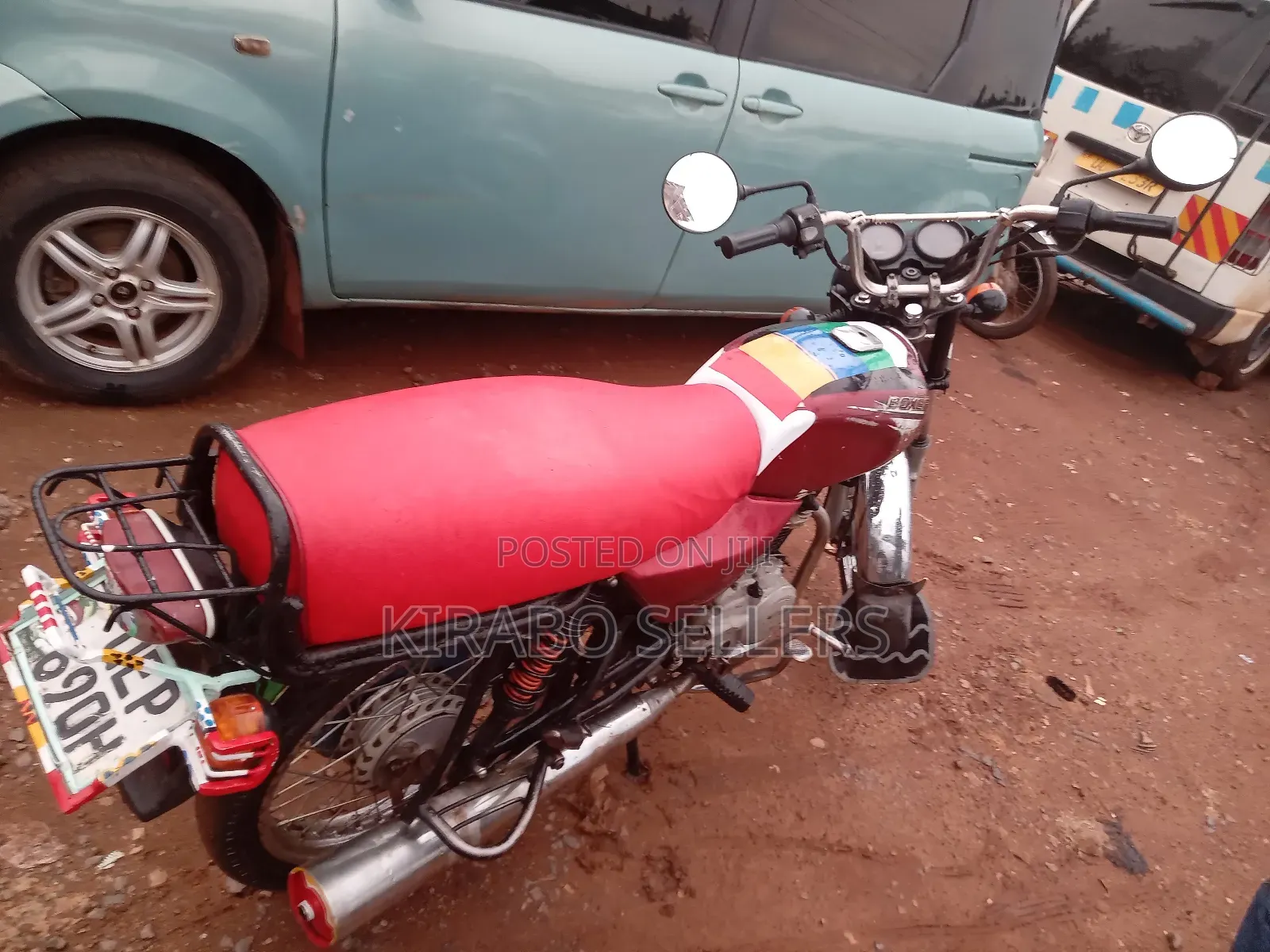 Bajaj Boxer 100 2022 Red