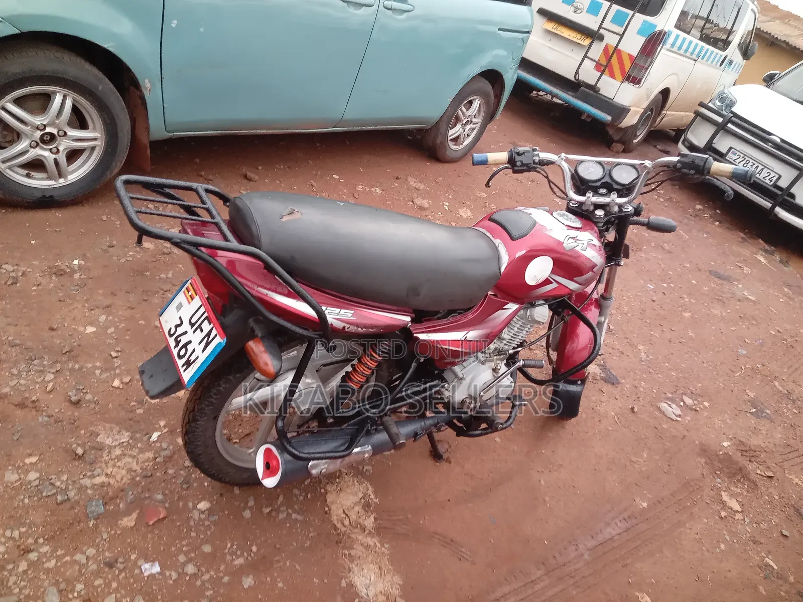 Bajaj Boxer 125 2024 Red