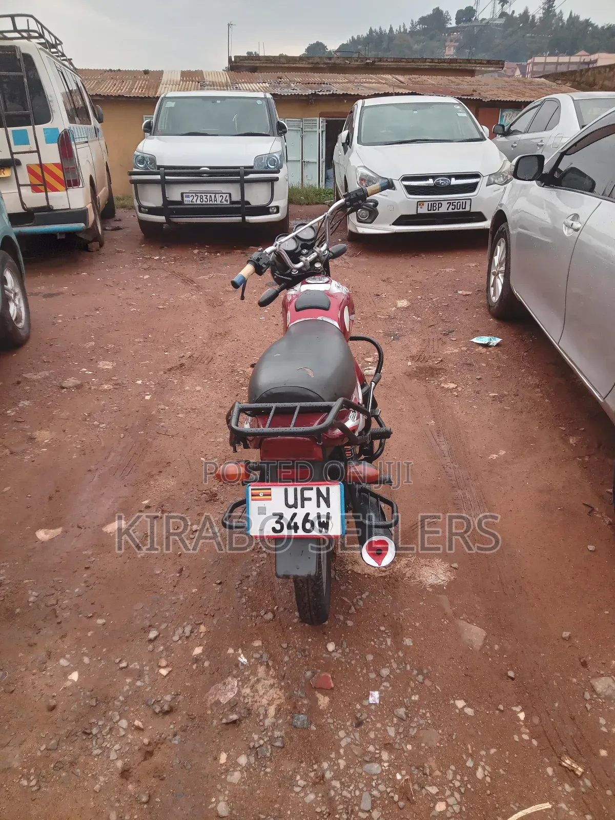 Bajaj Boxer 125 2024 Red