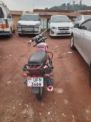 Bajaj Boxer 125 2024 Red