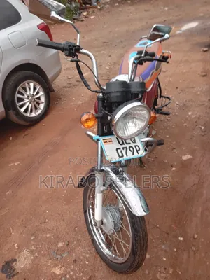 Bajaj Boxer 100 2023 Red