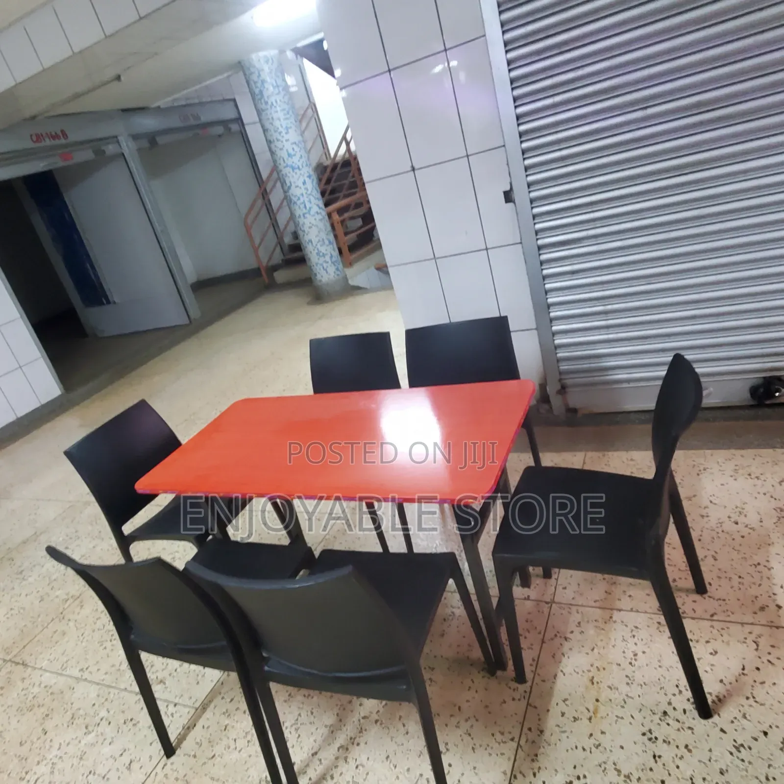 Cocktail Restaurant Chairs and Table Set Brand New