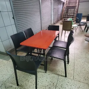 Cocktail Restaurant Chairs and Table Set Brand New