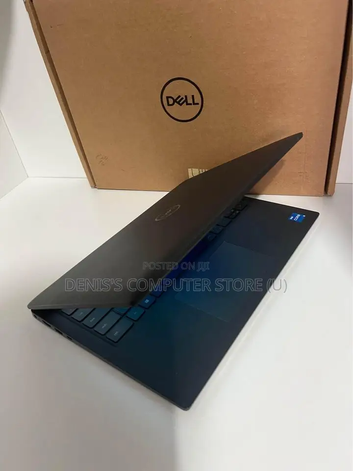 Laptop Dell Latitude 3520 12GB Intel Core I5 SSD 256GB