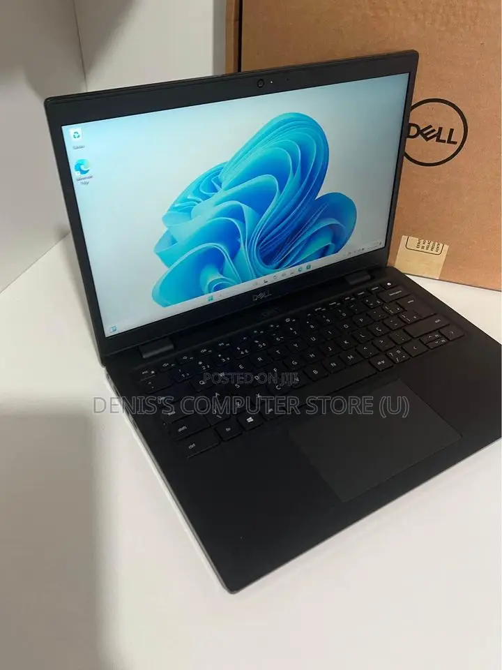Laptop Dell Latitude 3520 12GB Intel Core I5 SSD 256GB