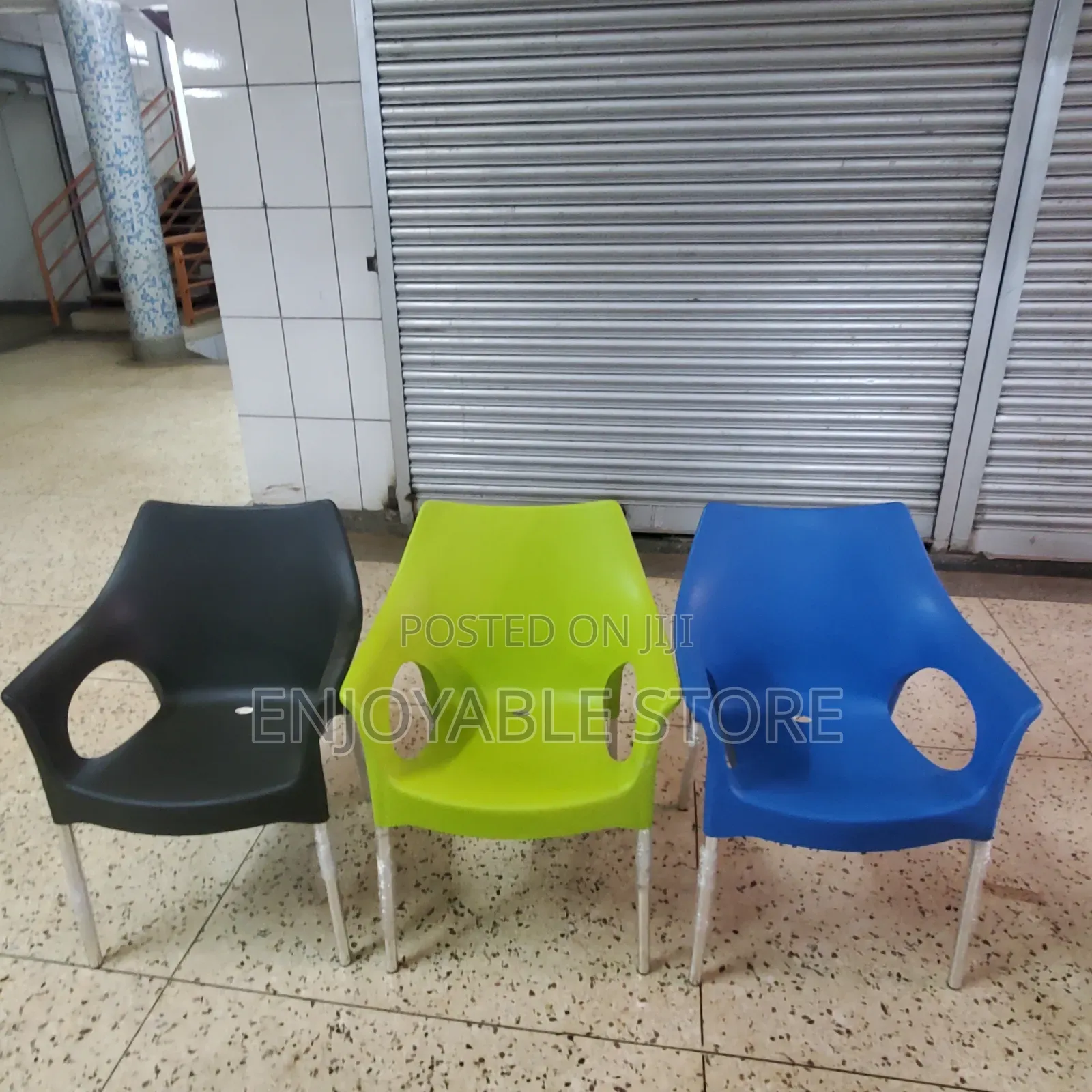 Plastic Chairs Plastic Chairs 3colors