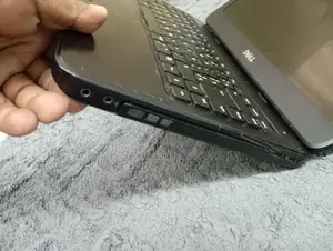 Laptop Dell Inspiron 14 3552 4GB Intel Core I5 HDD 350GB
