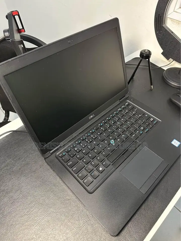 Laptop Dell Latitude 7390 8GB Intel Core I5 SSD 256GB