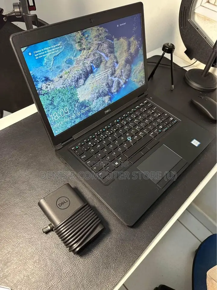 Laptop Dell Latitude 7390 8GB Intel Core I5 SSD 256GB