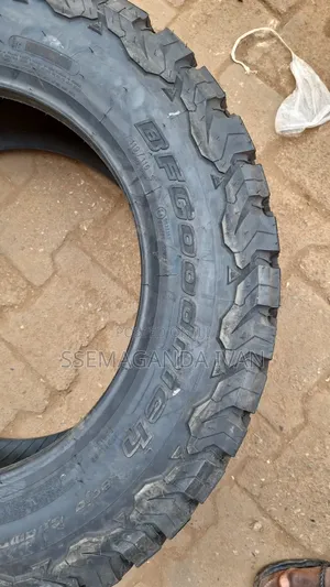 265/60r18 119/116s Bf Goodrich Brand New Tires