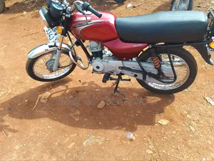 Bajaj Boxer 2023 Red