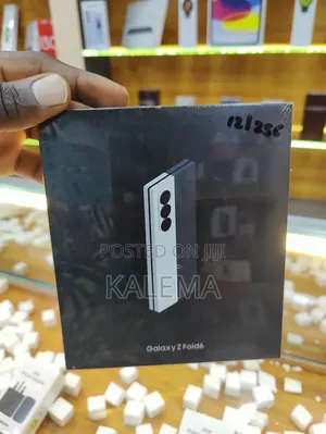 New Samsung Galaxy Z Flip6 256 GB Silver
