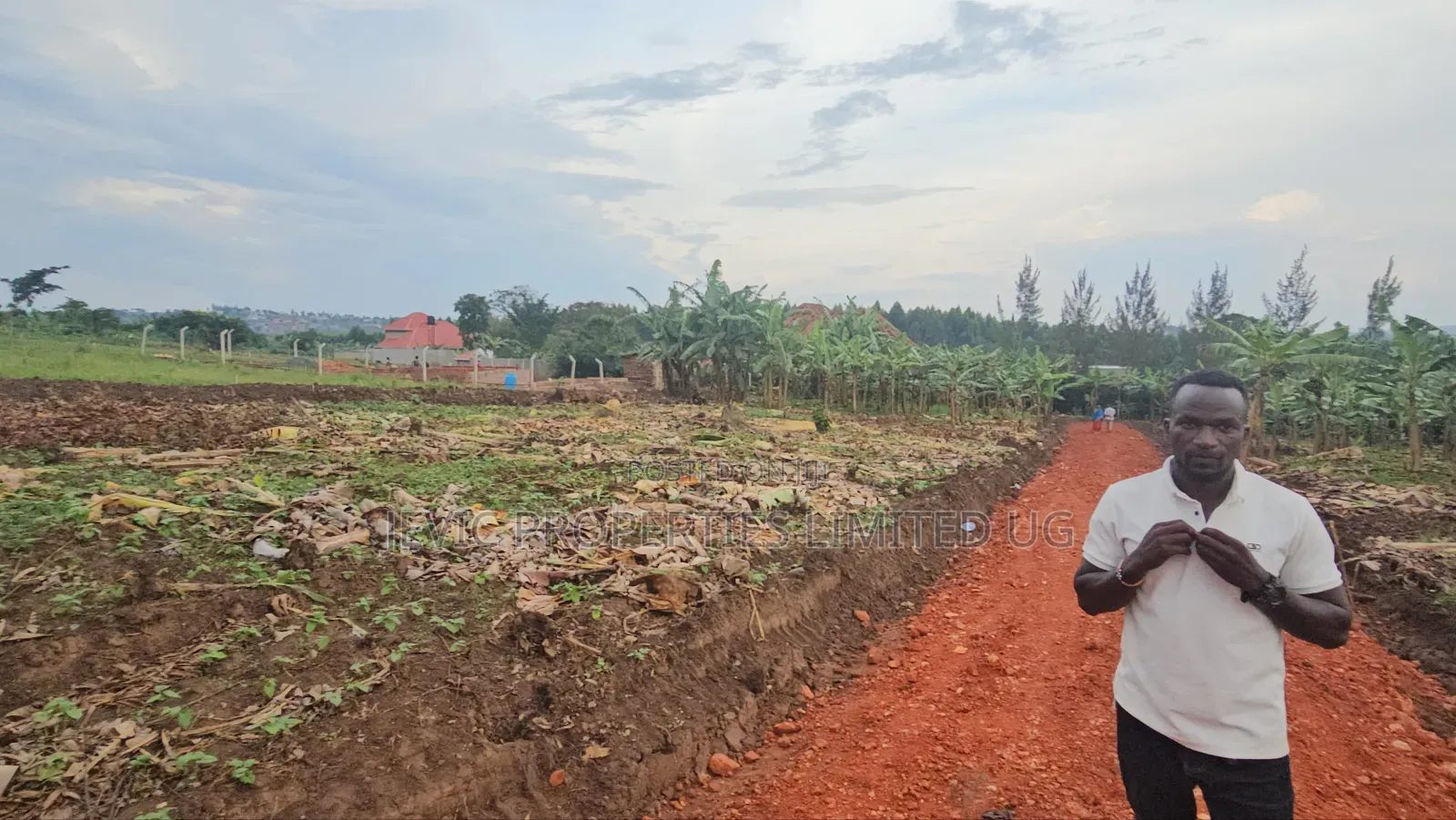 Plots for Sale at Kakiri -Kikugi Town.
