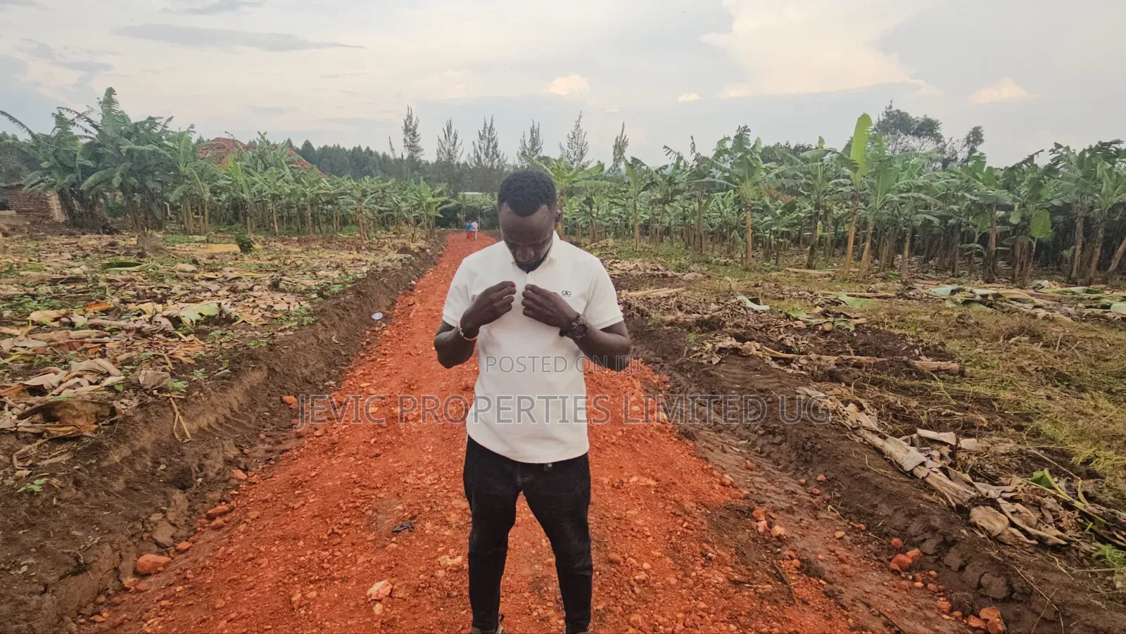 Plots for Sale at Kakiri -Kikugi Town.