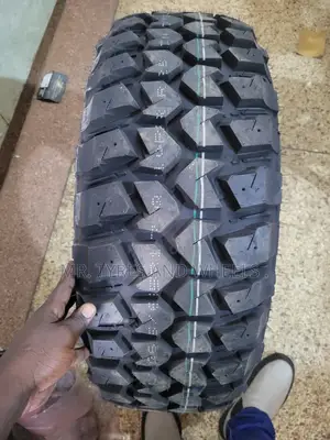 It's Size 265 65 R17 in E Type of Kapsin MT Progress Tires.