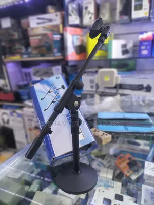 Photo - Desktop Microphone Stand Non-Slip Metal Base for Microphone
