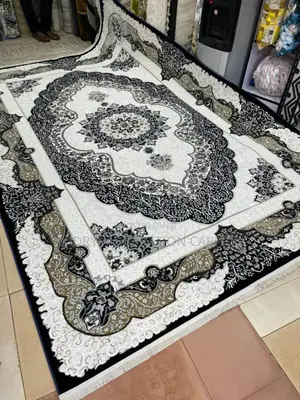 Woolen Centre Rugs
