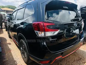 Subaru Forester Base AWD 2019 Black