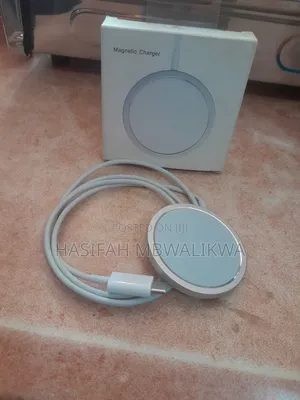 Photo - Magnetic Charger / Wireless Charger for iPhone Android