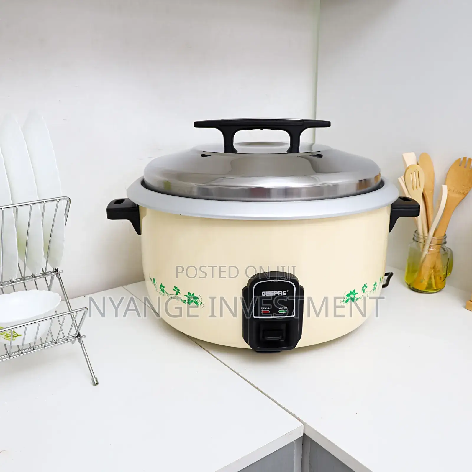 10 Litres Geepas Commercial Rice Cooker .
