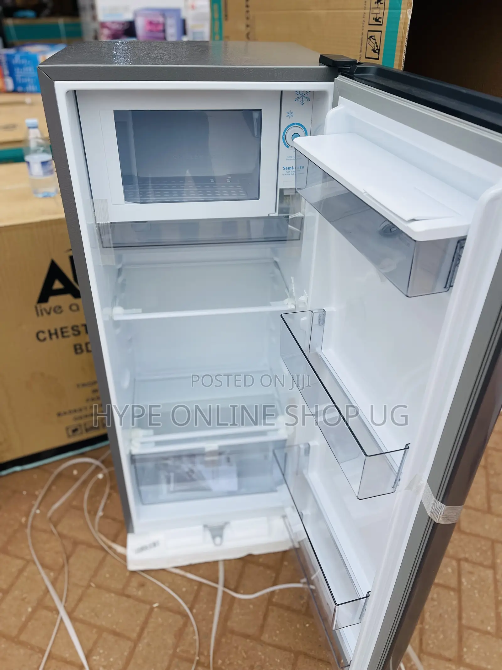 Hisense 230L Fridge With Adispenser