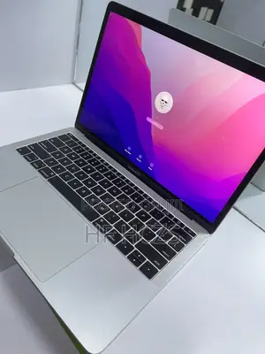 Laptop Apple MacBook Pro 2017 16GB Intel Core I7 SSD 512GB