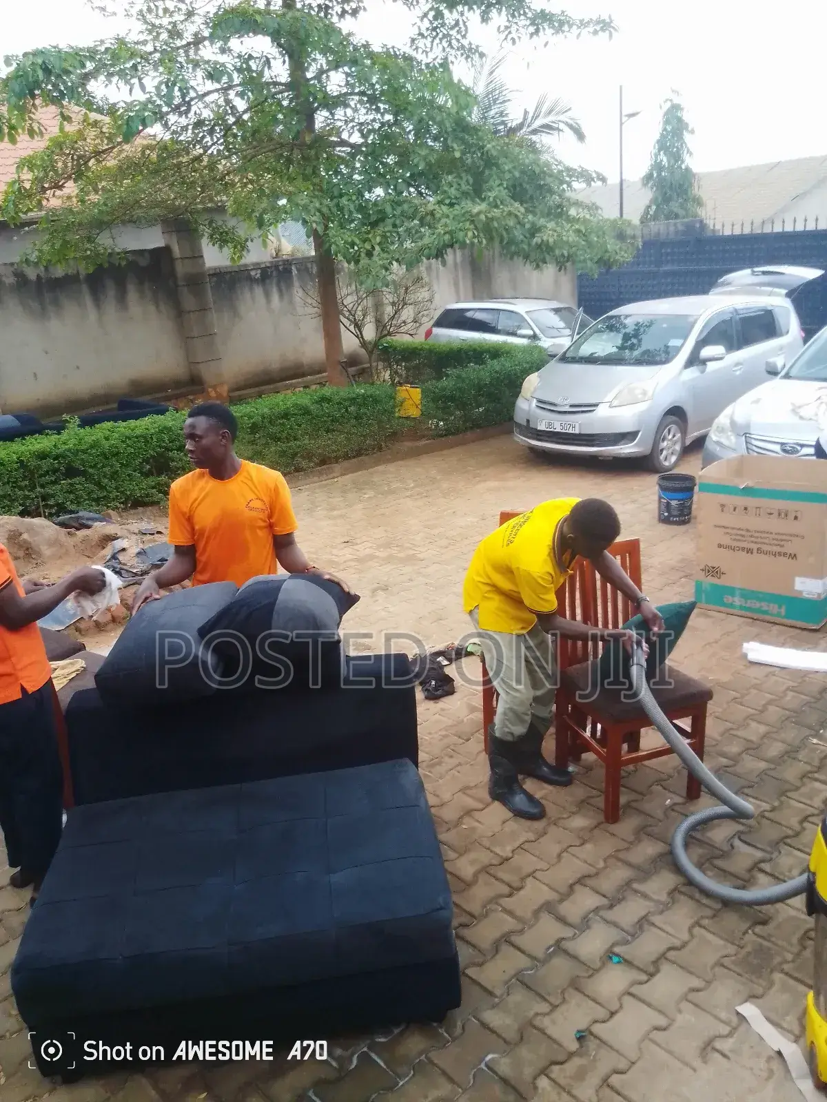 Sofa Set Cleaning Services