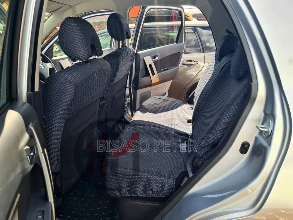 Toyota Rush 1.5 AWD 2009 Silver