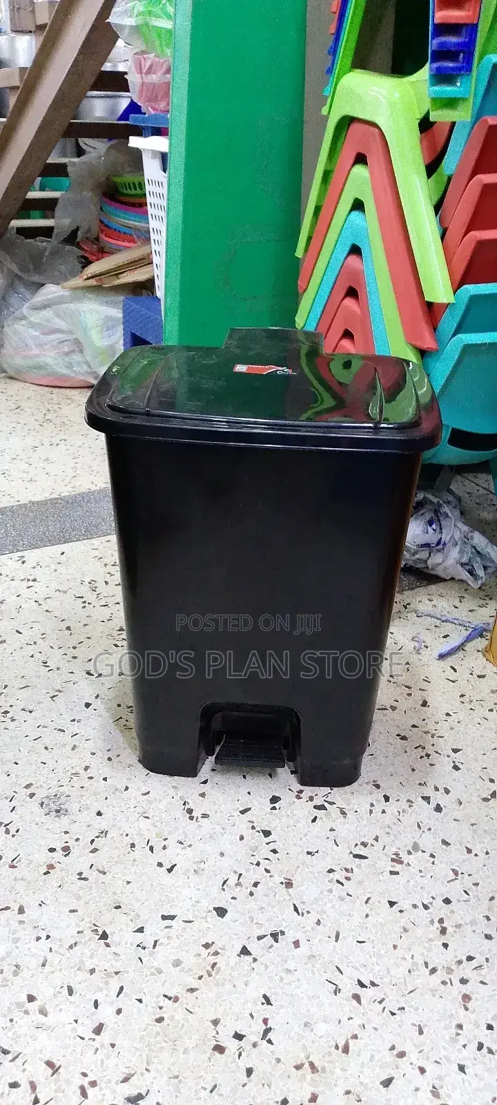 Step on Dust