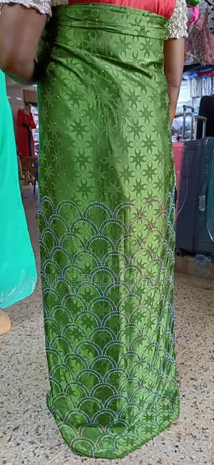 Photo - Stone Gomesi Fabric