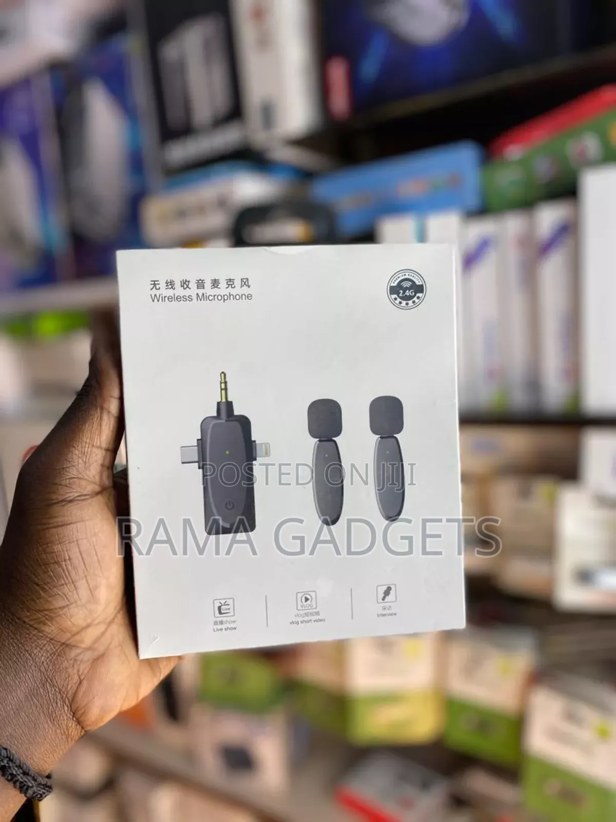 3 in 1 Wireless Lavalier Microphones